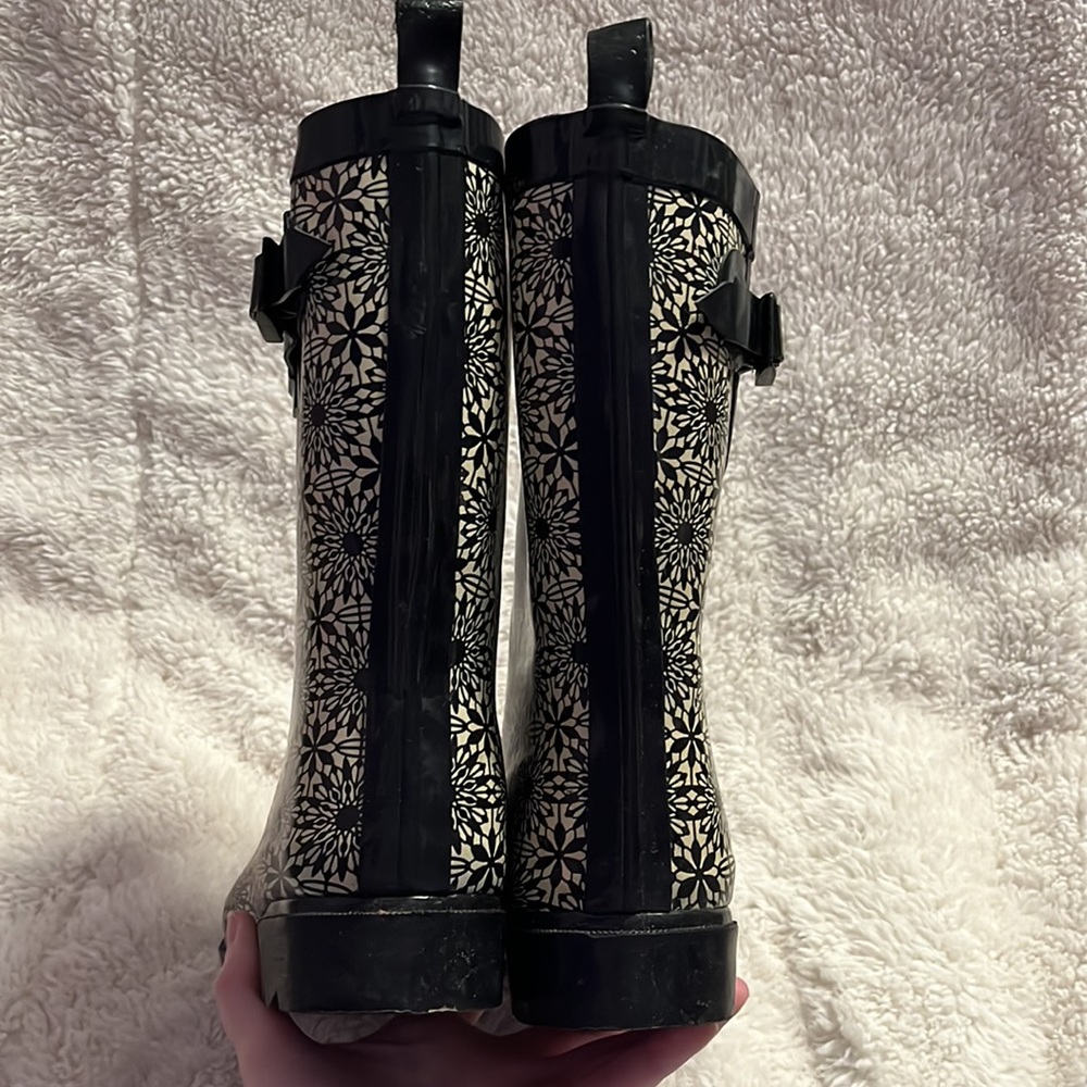 Rain Boots - Picture 4 of 17